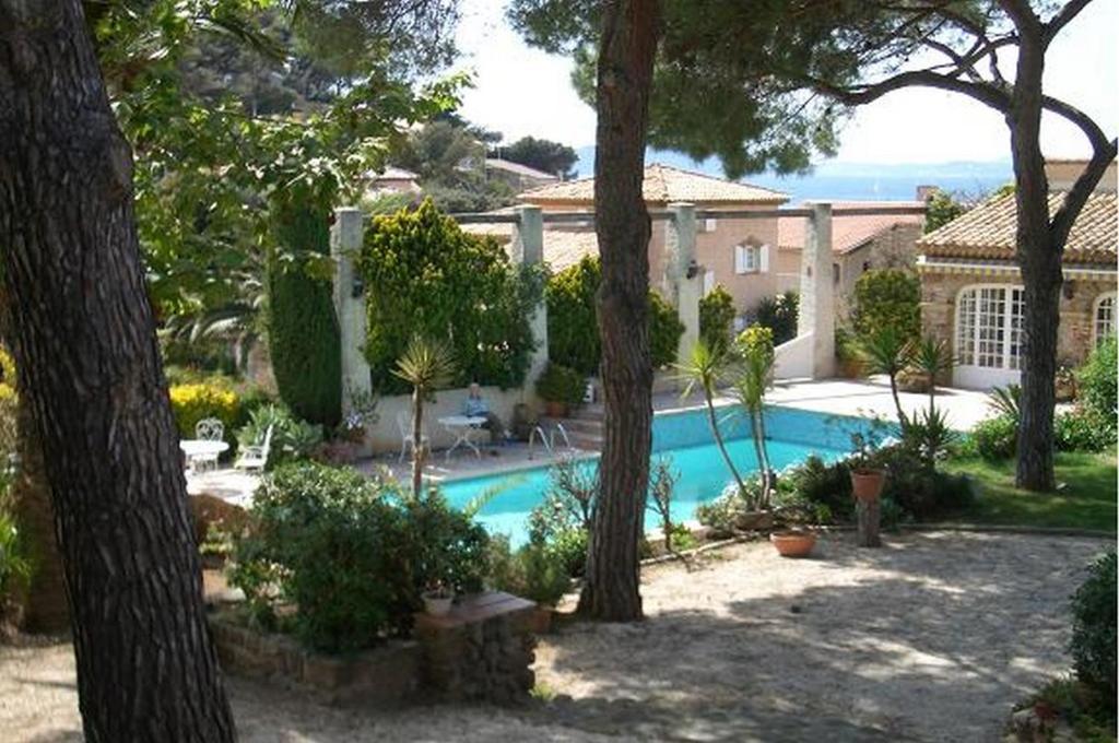 L' Escapade Hotel & Restaurant Le Pradet Luaran gambar