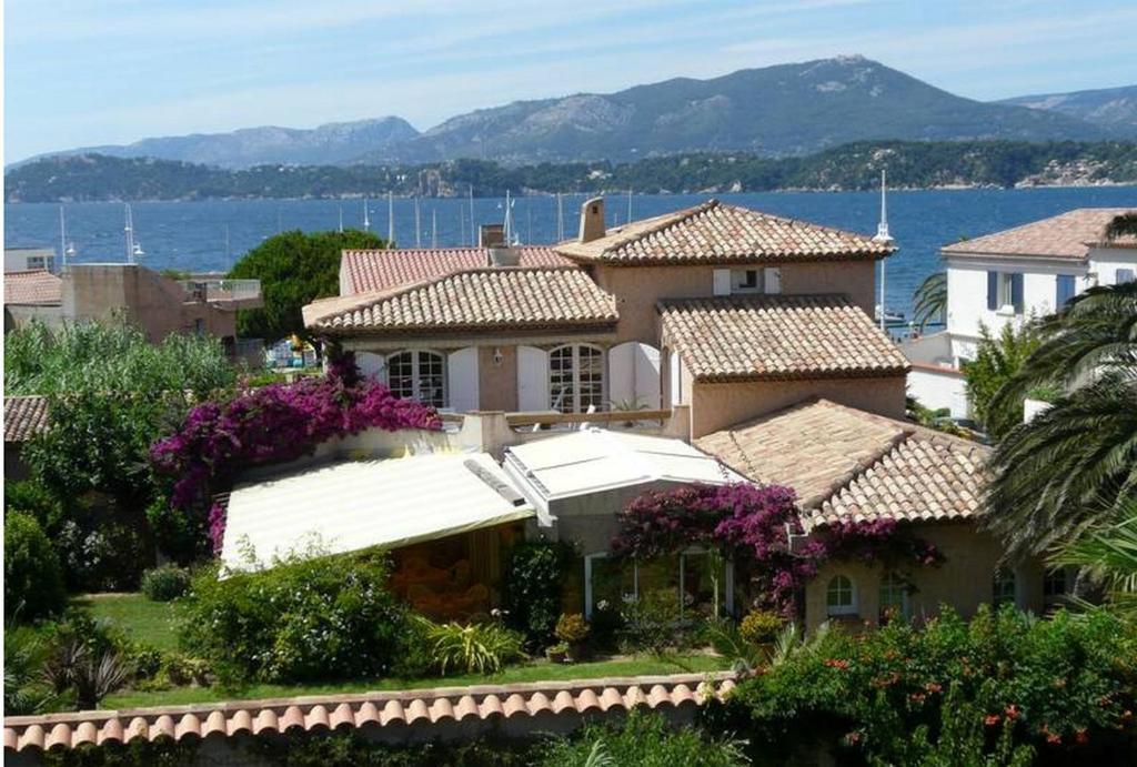 L' Escapade Hotel & Restaurant Le Pradet Luaran gambar