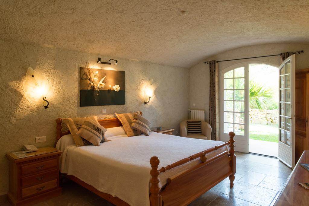 L' Escapade Hotel & Restaurant Le Pradet Luaran gambar