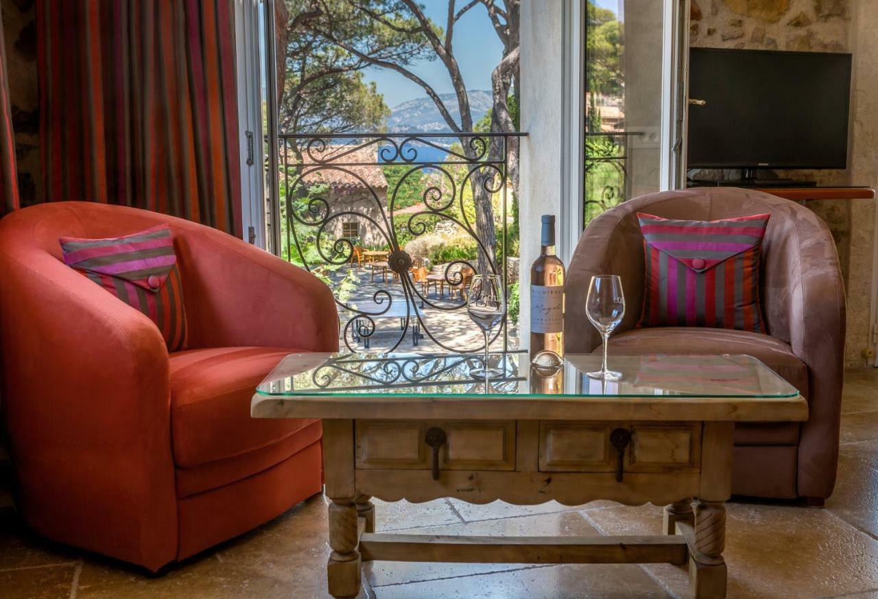 L' Escapade Hotel & Restaurant Le Pradet Luaran gambar