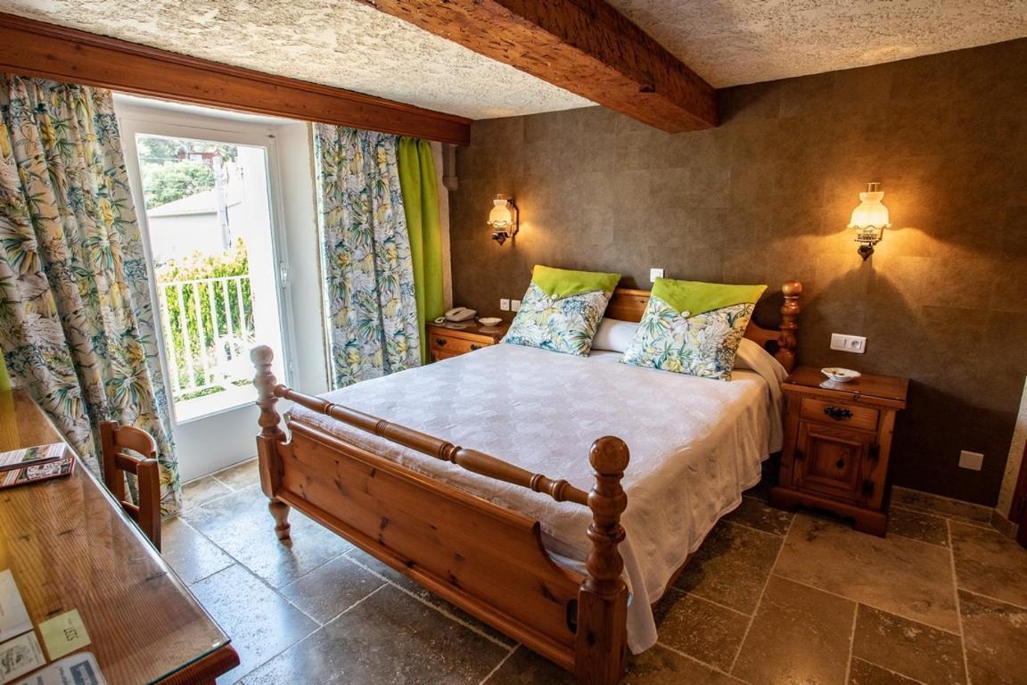 L' Escapade Hotel & Restaurant Le Pradet Luaran gambar